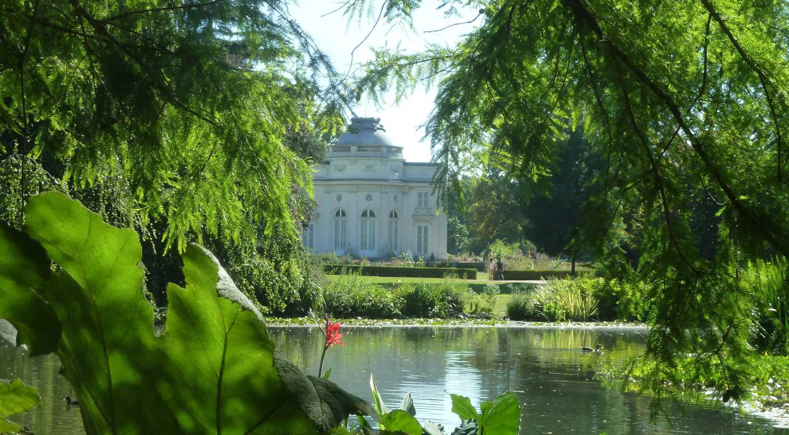 10 parks and gardens to visit in Paris