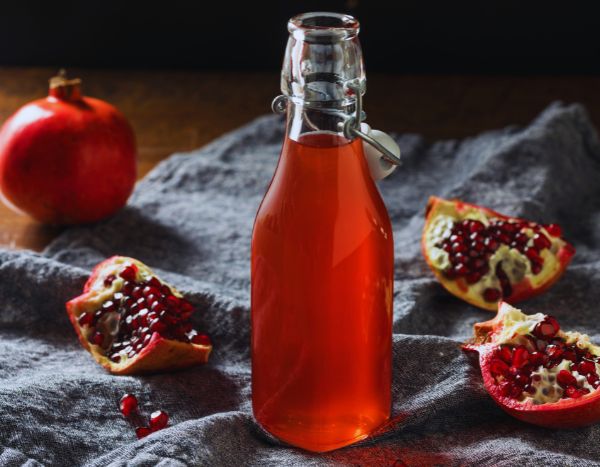 How to make pomegranate syrup?