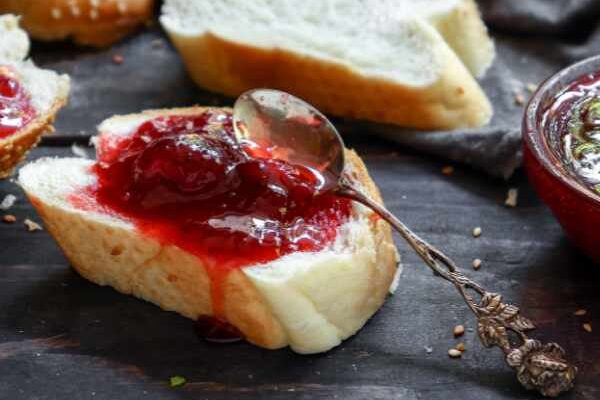 Homemade strawberry jam: the best recipe!