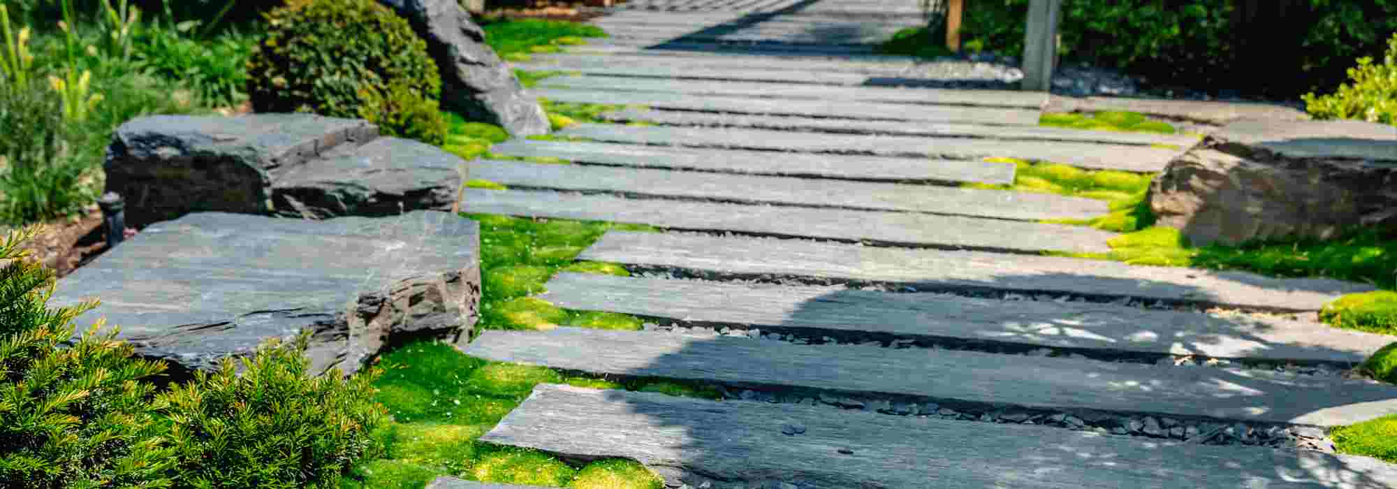 Schist and slate in the garden: ideas and inspirations