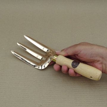 Three-pronged hand fork in copper, Vega model, PKS Bronze range