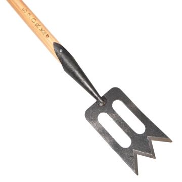 Small traditional spade with a spork-shaped head