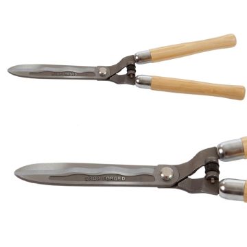 Traditional forged pruning shears with bamboo handles, by Polet.