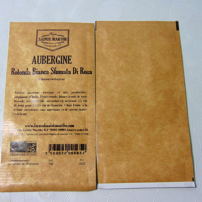 Example of Aubergine Rotonda Bianca Sfumata Di Rosa - Ferme de Sainte Marthe seeds per pack of 50 seeds specimen as delivered