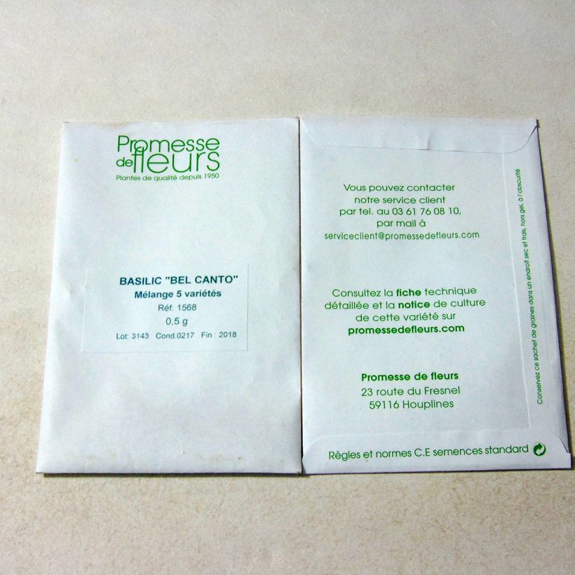 Example of Basil Seed Mix - 5 compact varieties per pack of 400 seeds (0.5g) specimen as delivered