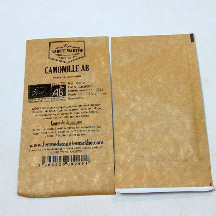 Example of German Chamomile - Ferme de Sainte Marthe Seeds per pack of 10900 seeds (0,8g) specimen as delivered