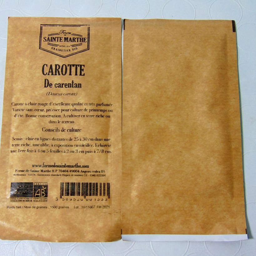 Example of Carrot de Carentan - Ferme de Sainthe Marthe Seeds per pack of 500 seeds (1g) specimen as delivered