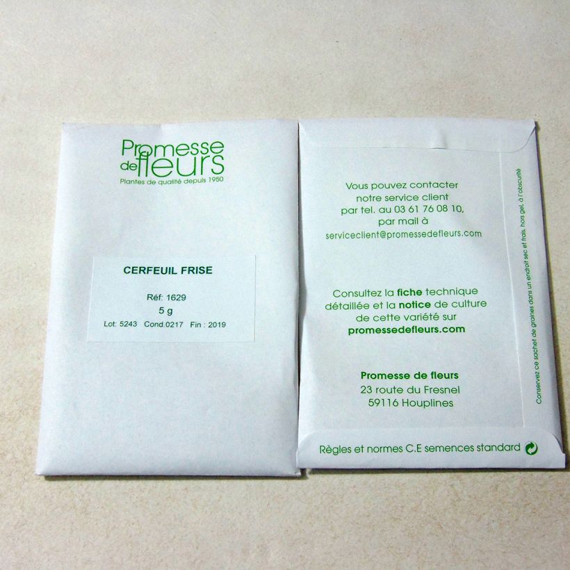 Example of Curled Chervil - Anthriscus cerefolium per pack of 1700 seeds (5g) specimen as delivered