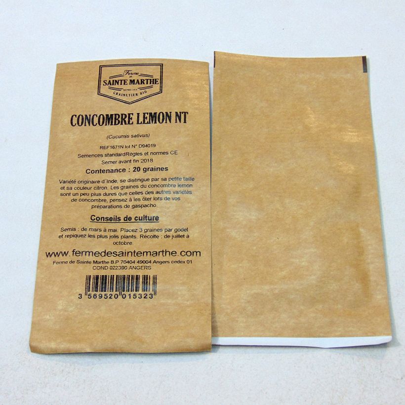Example of Cucumber Lemon - Cucumis sativus per pack of 20 seeds specimen as delivered
