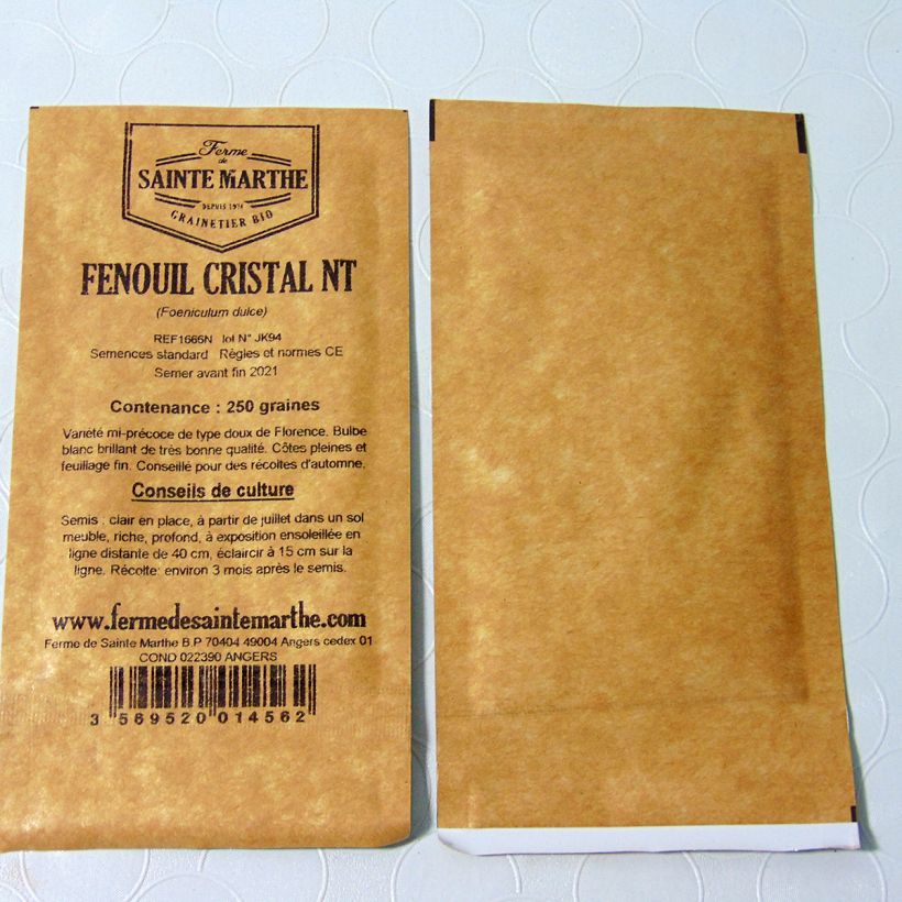 Example of Fennel Crystal (untreated) - Ferme de Sainte Marthe seeds - Foeniculum dulce per pack of 250 seeds specimen as delivered