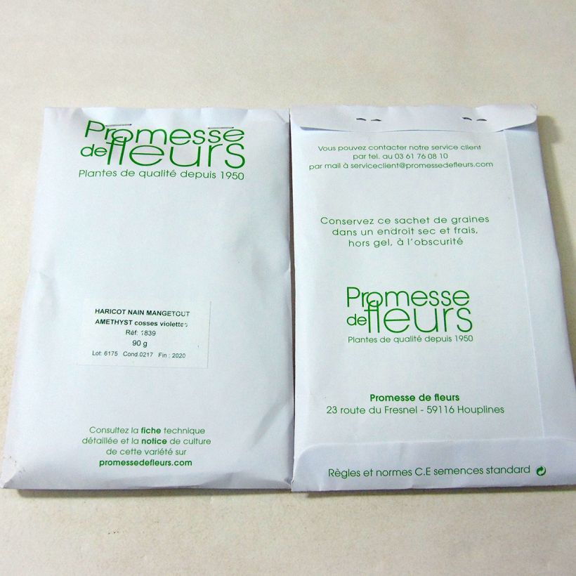 Example of Amethyst dwarf snap bean per pack of 225 seeds (90g) specimen as delivered