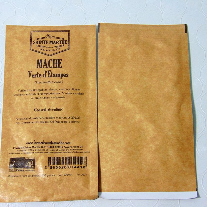 Example of Lambs Lettuce Verte dEtampes - Ferme de Sainte Marthe Seeds per pack of 500 seeds specimen as delivered