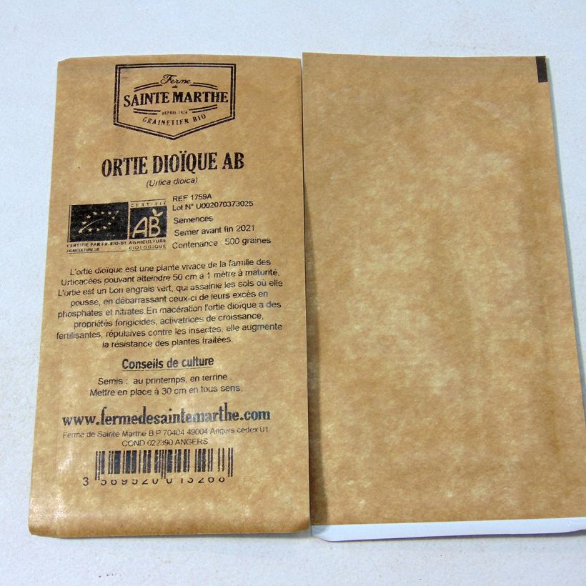 Example of Organic Stinging Nettle - Ferme de Sainte Marthe seeds per pack of 500 seeds specimen as delivered