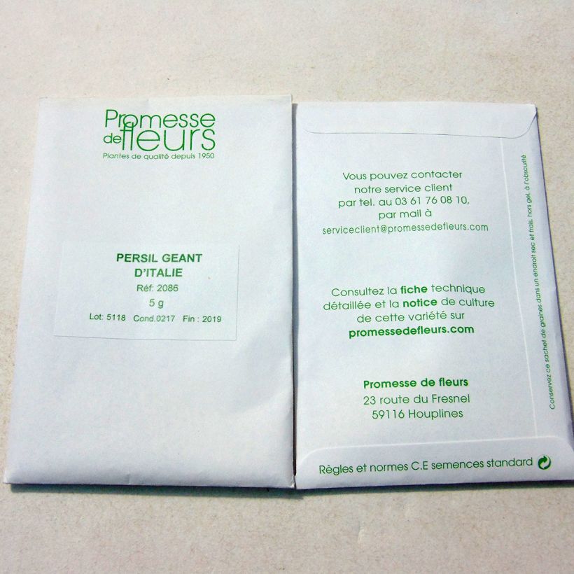 Example of Parsley Giant of Italy per pack of 1700 seeds (5g) specimen as delivered