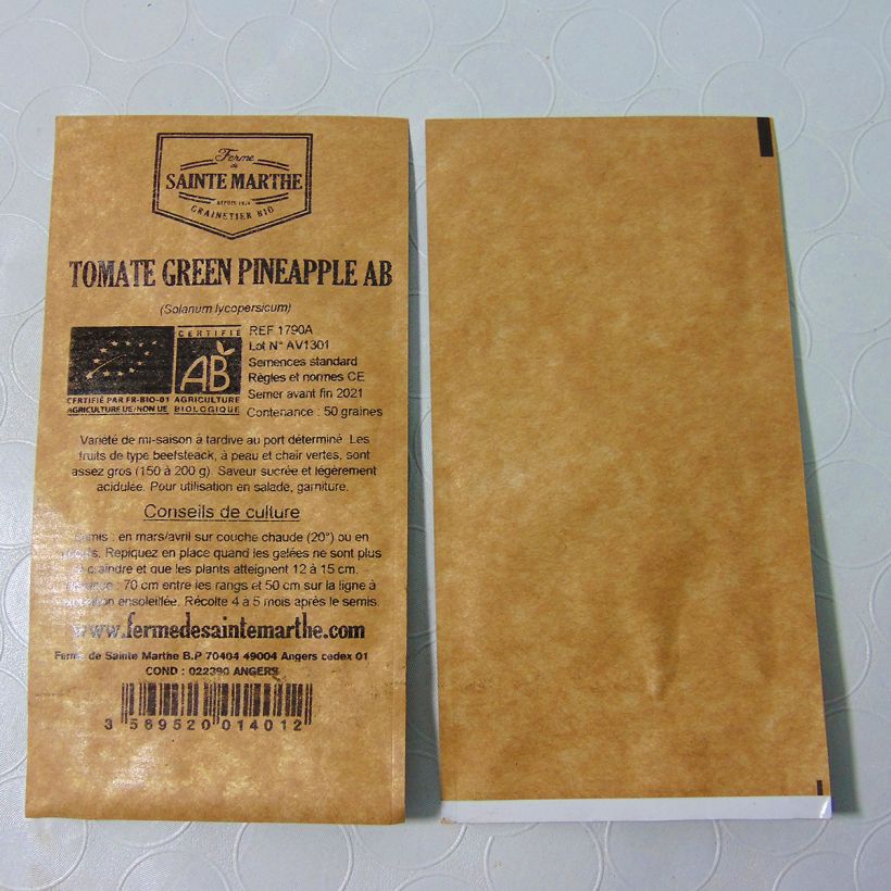 Example of Green Pineapple Organic Tomato - Ferme de Sainte Marthe seeds per pack of 50 seeds specimen as delivered