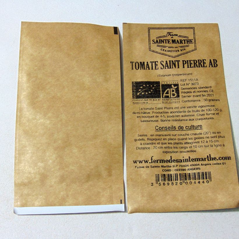 Example of Saint Pierre Organic Tomato - Ferme de Sainte Marthe seeds per pack of 50 seeds specimen as delivered