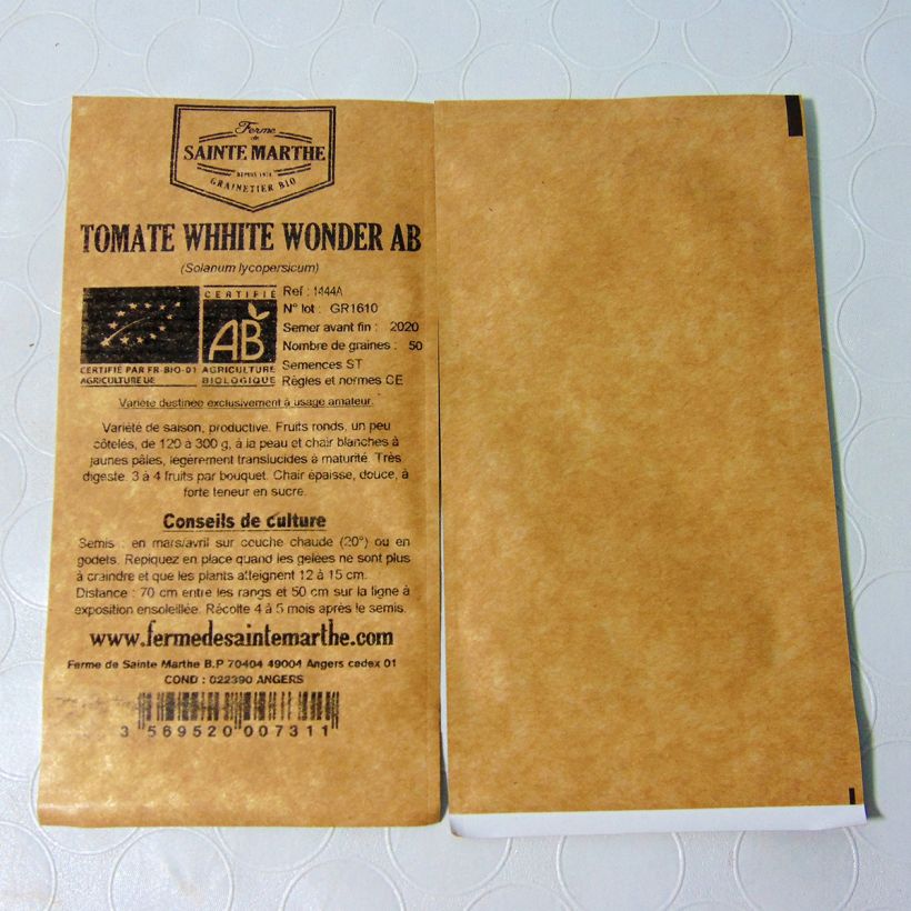 Example of White Wonder Organic Tomato - Ferme de Sainte Marthe seeds per pack of 50 seeds specimen as delivered
