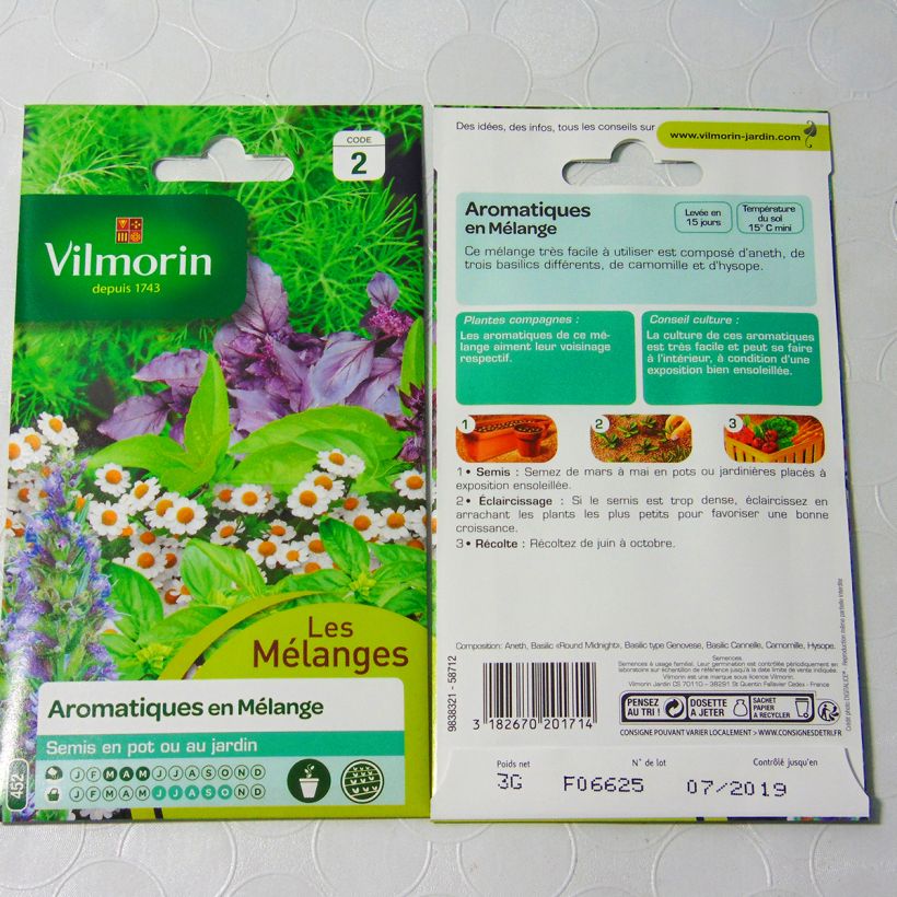 Example of Mix of aromatic plants - Vilmorin seeds per 3 g seed pack specimen as delivered