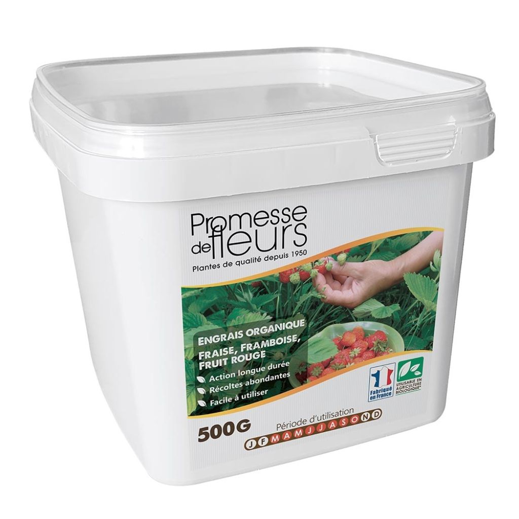 Promesse de Fleurs Fertiliser for Strawberry and Small Fruit Plants 500g box