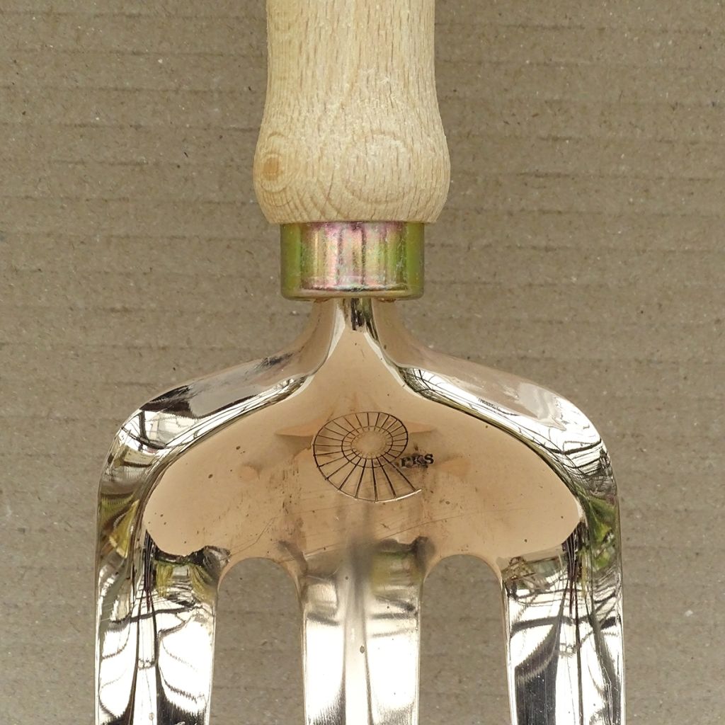 Three-pronged hand fork in copper, Vega model, PKS Bronze range