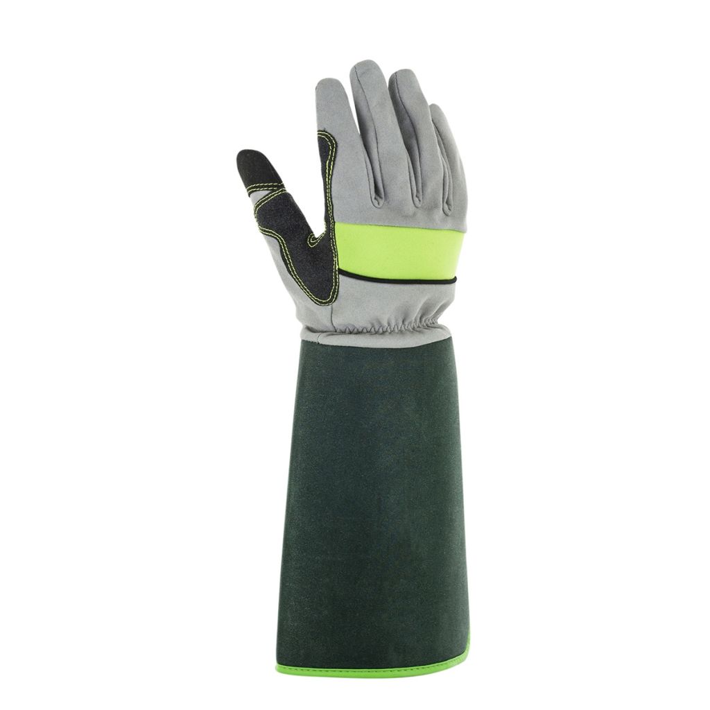 Grey Brush-clearing Gloves for Roses and Thorns