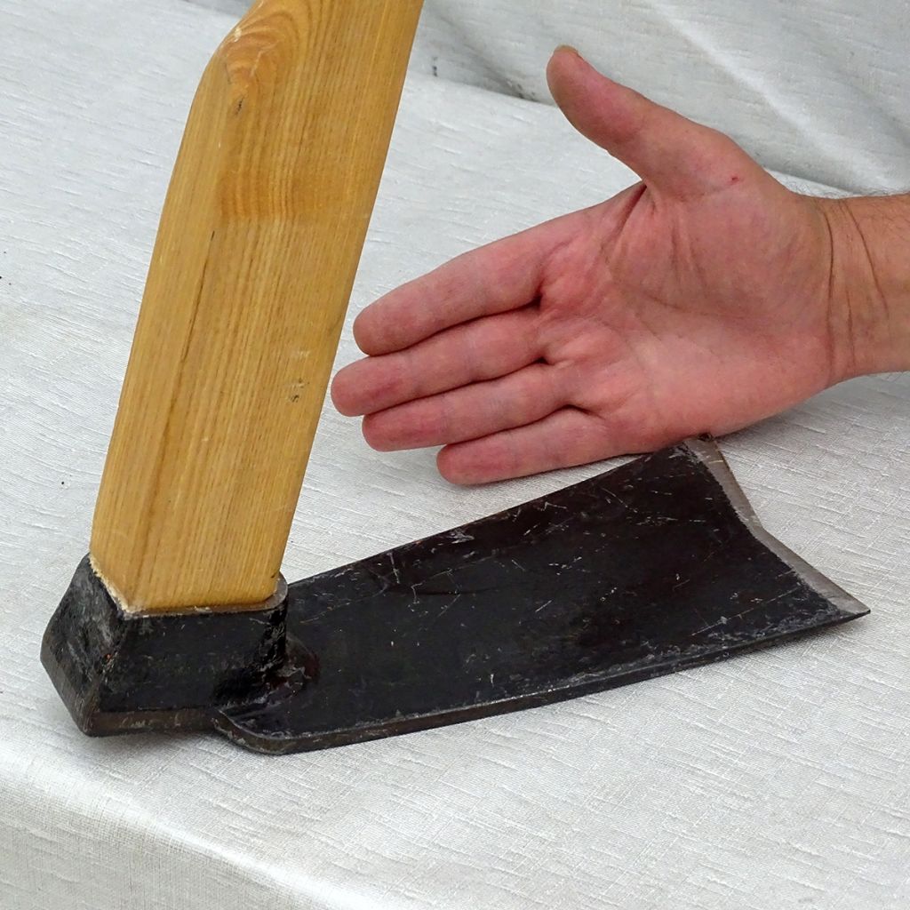 Forged steel digging hoe - Gschwind artisanal range